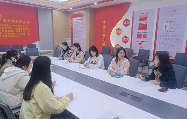 小学：幼小转衔促成长双向奔赴育美好AG旗舰厅网站郑州管城区外国语牧歌(图2)