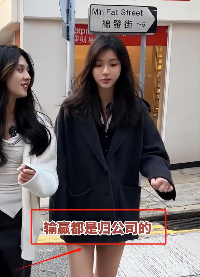 工帮忙带孩子、买菜住150平豪宅一年赚40万AG旗舰厅·(中国)国际厅香港美女麻将馆打(图2)
