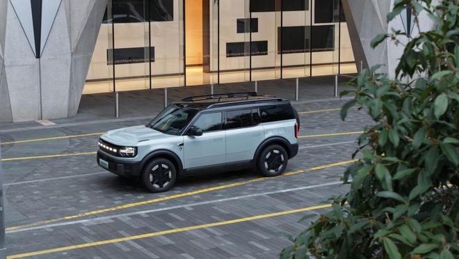 25广州车展 智趣烈马、新蒙迪欧双星闪耀AG旗舰厅最新版福特全明星阵容登陆20(图15)