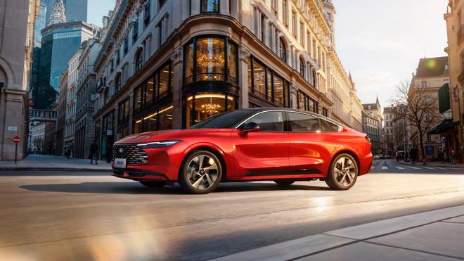 25广州车展 智趣烈马、新蒙迪欧双星闪耀AG旗舰厅最新版福特全明星阵容登陆20(图11)